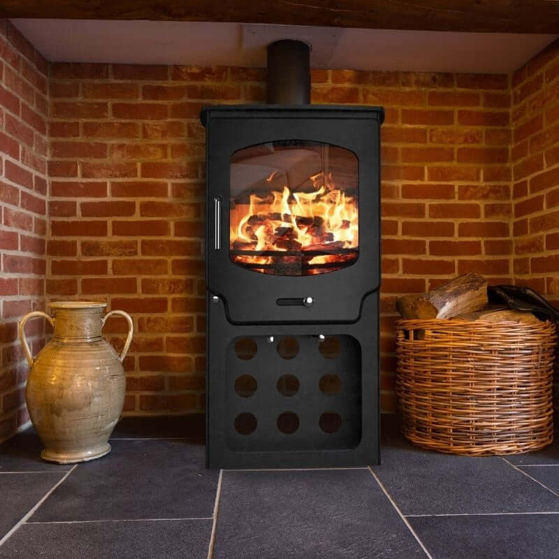Saltfire ST-X8 Tall Multifuel Stove - Glowing Flame