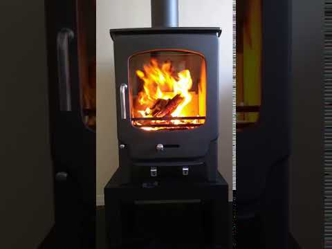 Saltfire ST-X5 Multifuel Stove